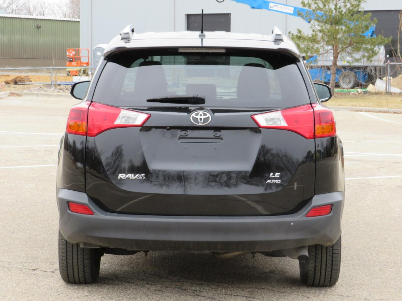 Toyota RAV4 LE AWD 2015