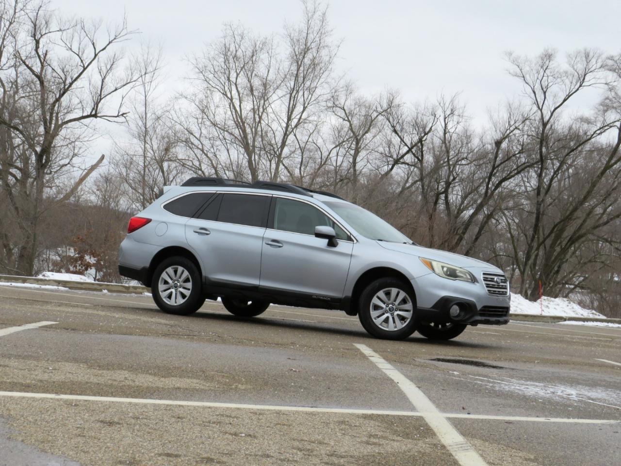 Subaru Outback 2.5i Premium 2015