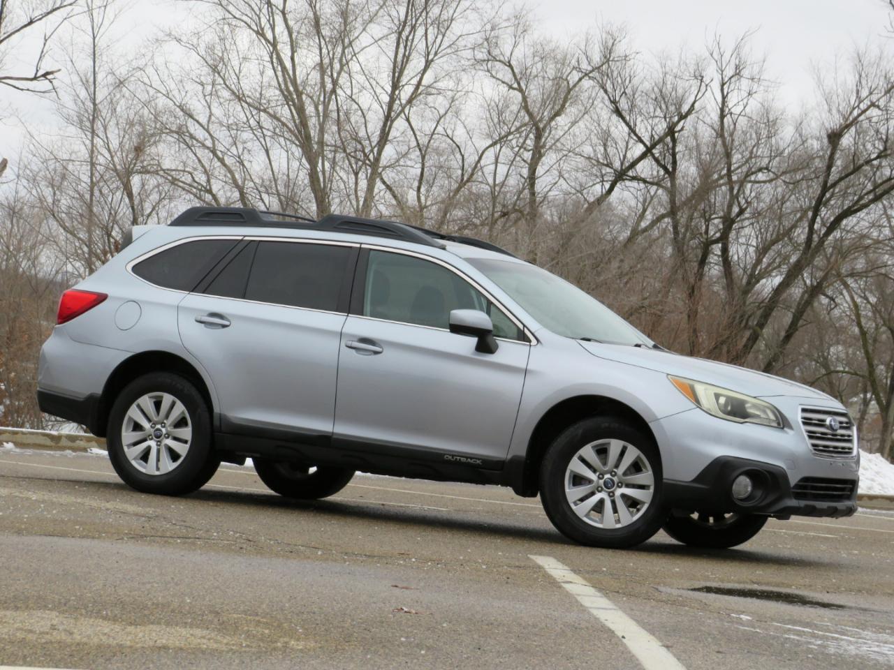 Subaru Outback 2.5i Premium 2015