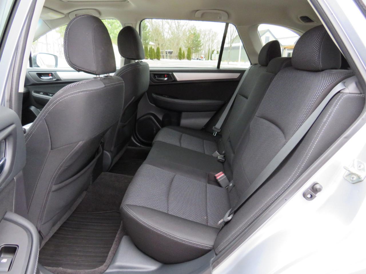 Subaru Outback 2.5i Premium 2015