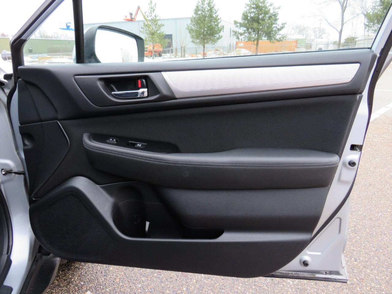 Subaru Outback 2.5i Premium 2015