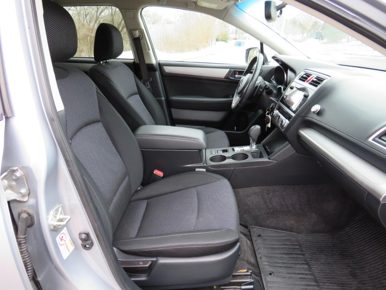 Subaru Outback 2.5i Premium 2015