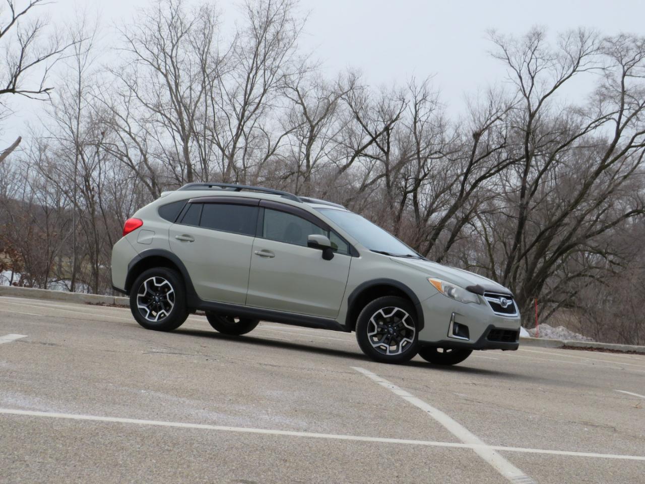 Subaru Crosstrek 2.0i Limited PZEV CVT 2017