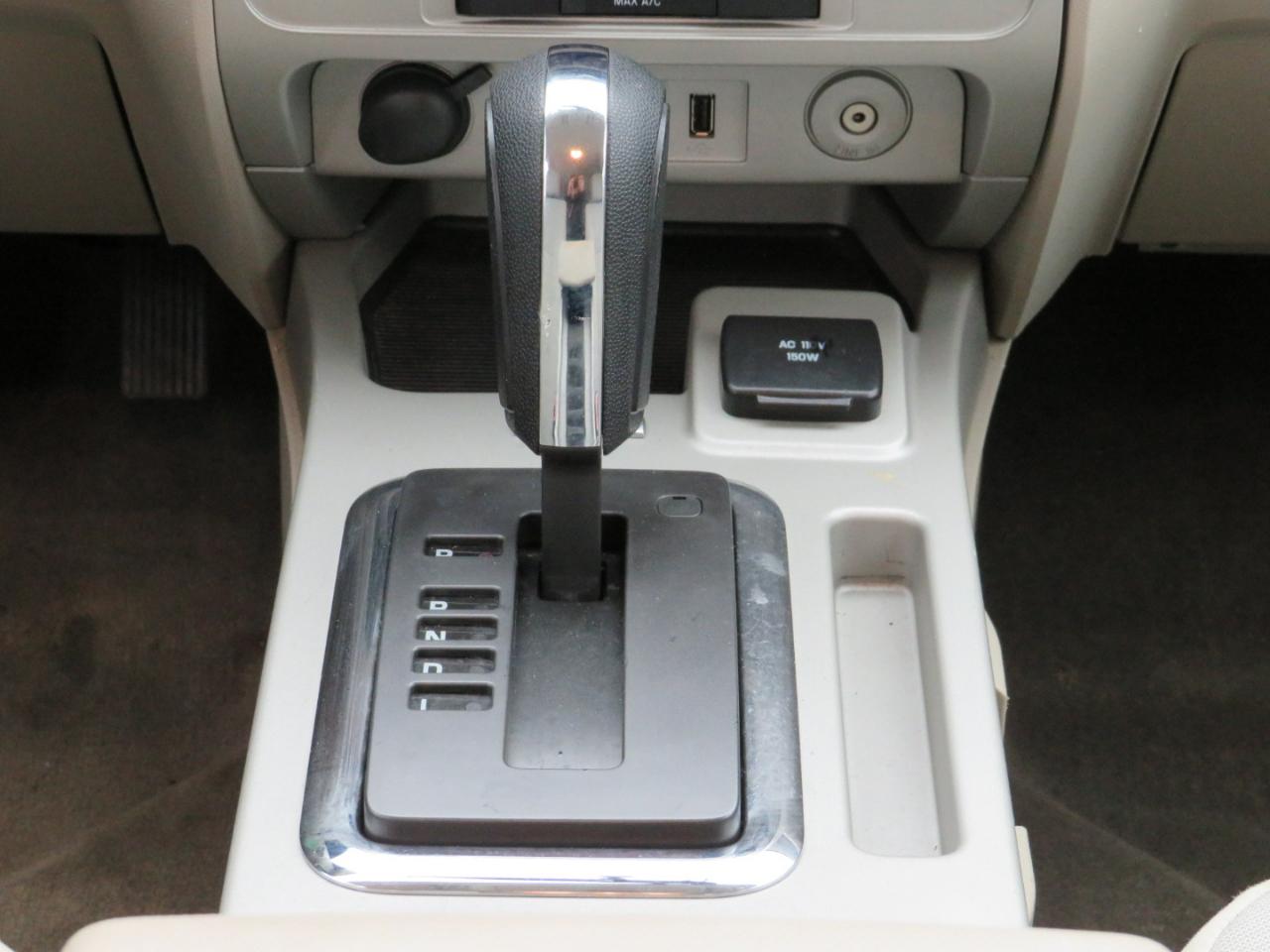 Ford Escape Hybrid 4WD 2010