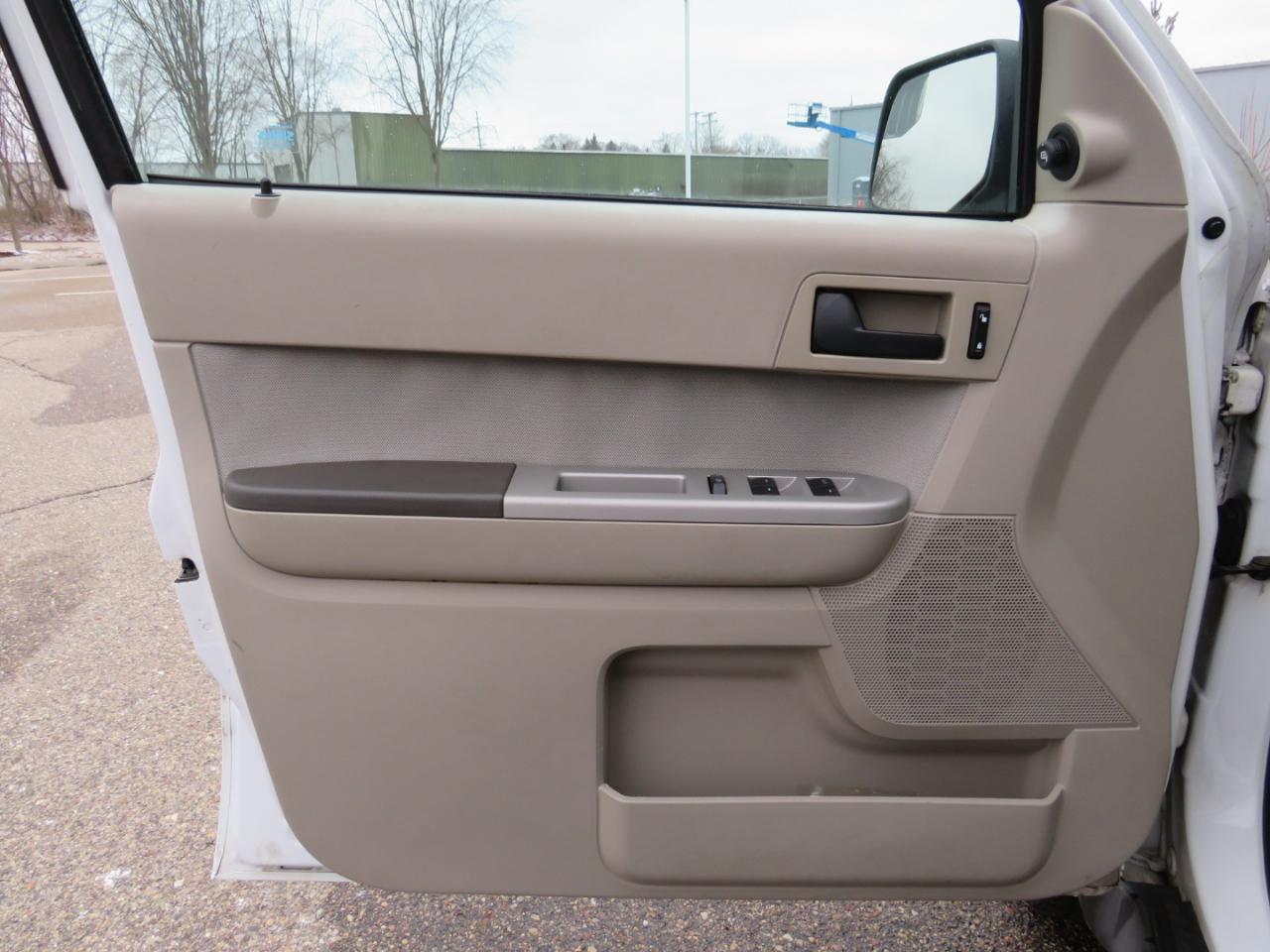 Ford Escape Hybrid 4WD 2010