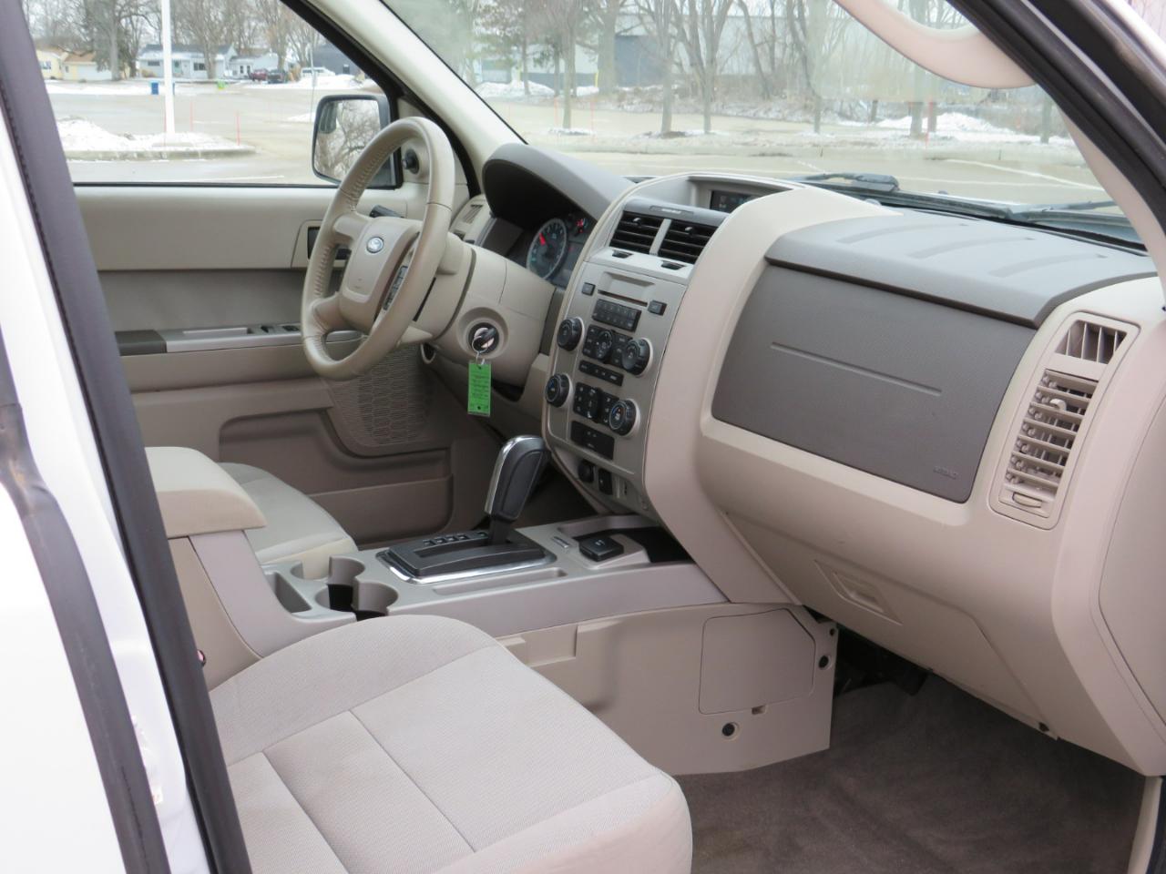 Ford Escape Hybrid 4WD 2010