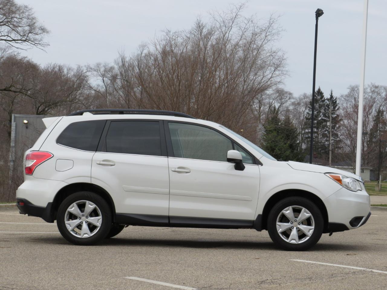 Subaru Forester 2.5i Limited 2016