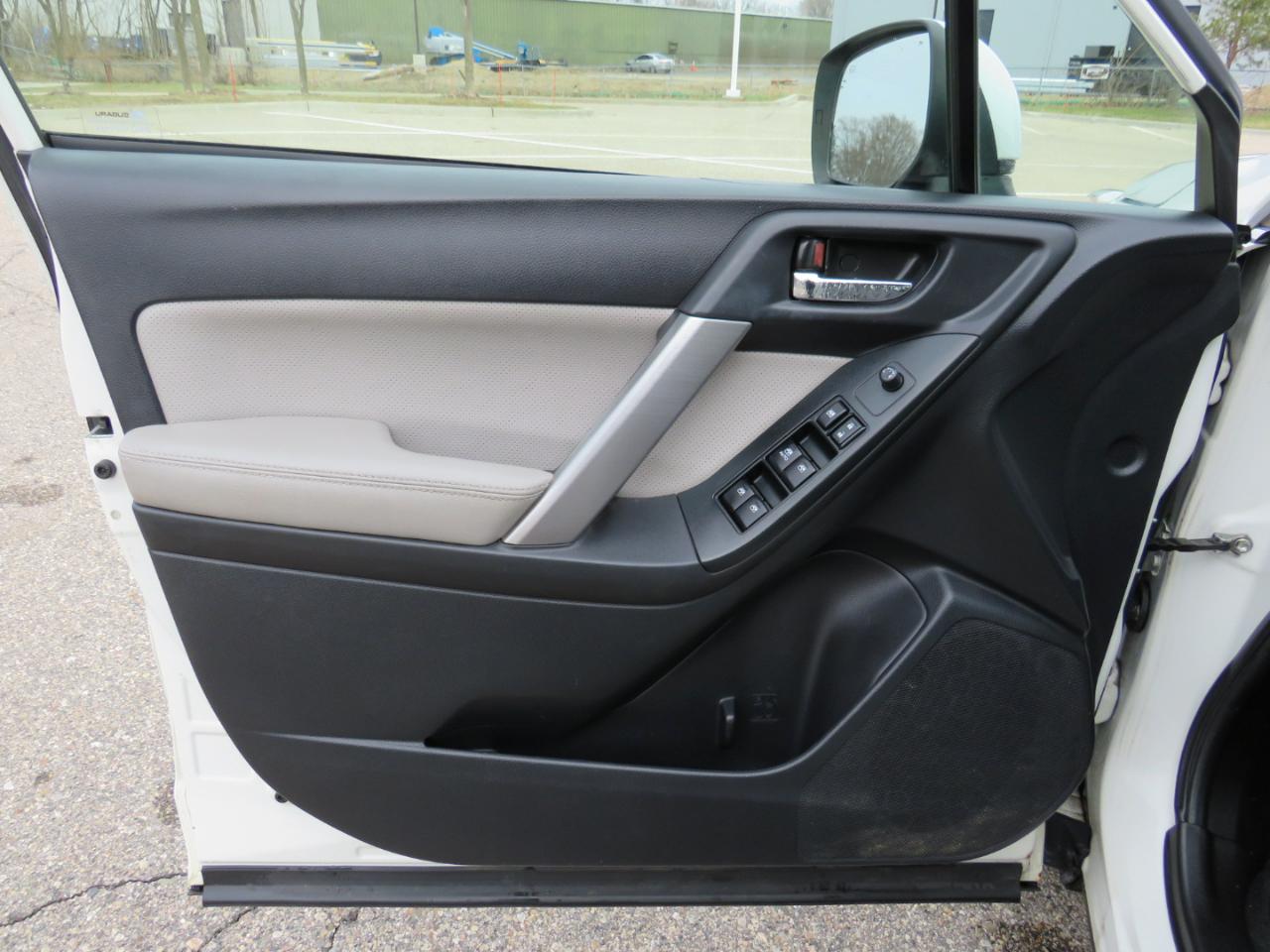 Subaru Forester 2.5i Limited 2016