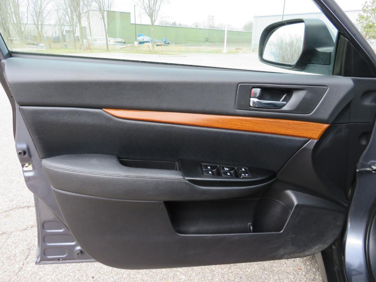 Subaru Outback 3.6R Limited 2014