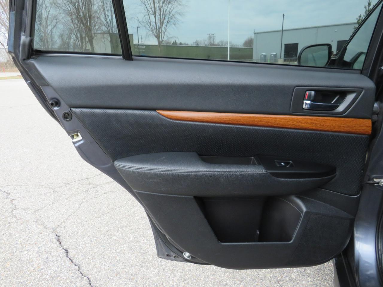 Subaru Outback 3.6R Limited 2014