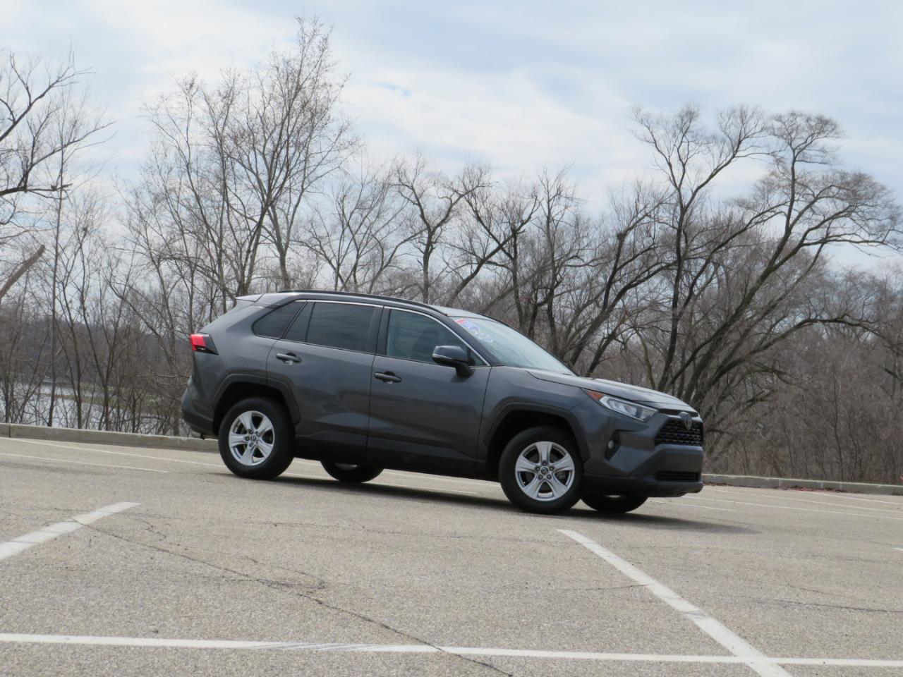 Toyota RAV4 XLE 2019