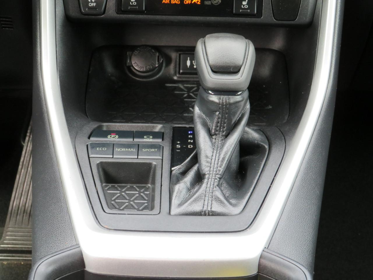 Toyota RAV4 XLE 2019