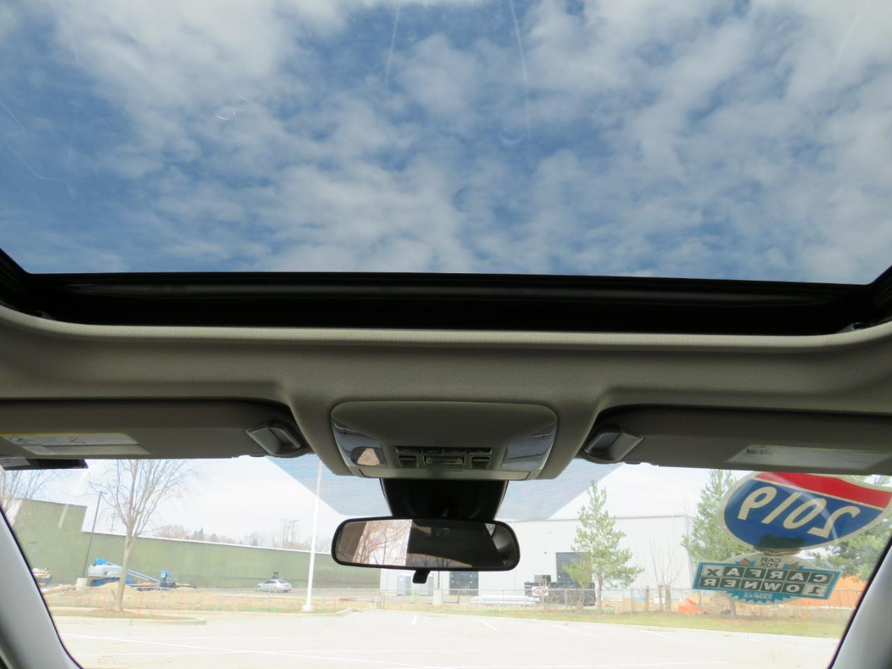 Toyota RAV4 XLE 2019