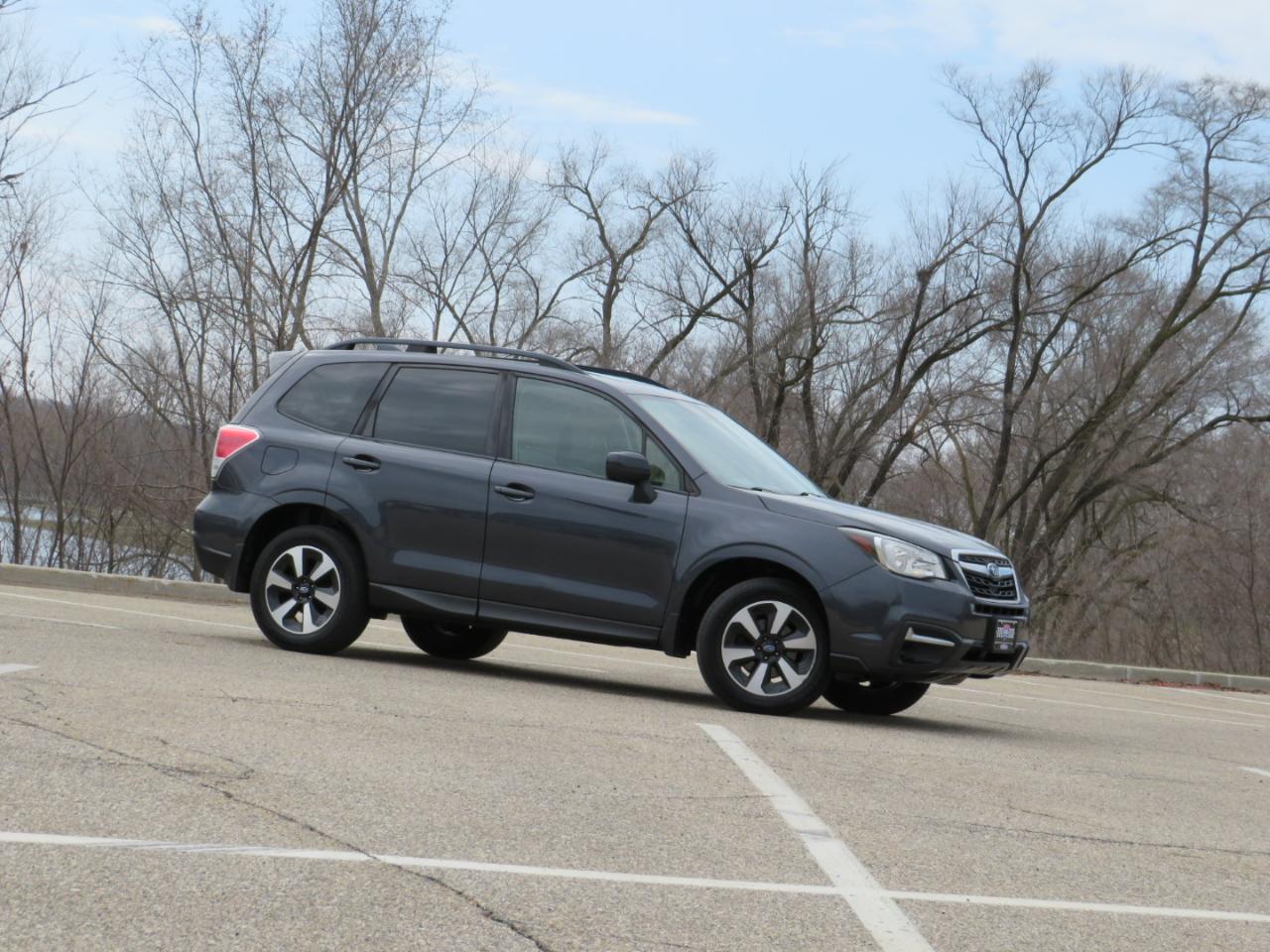 Subaru Forester 2.5i Premium PZEV CVT 2017