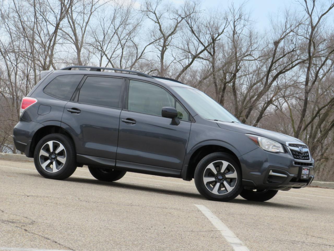 Subaru Forester 2.5i Premium PZEV CVT 2017