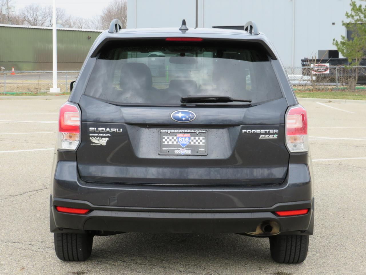 Subaru Forester 2.5i Premium PZEV CVT 2017