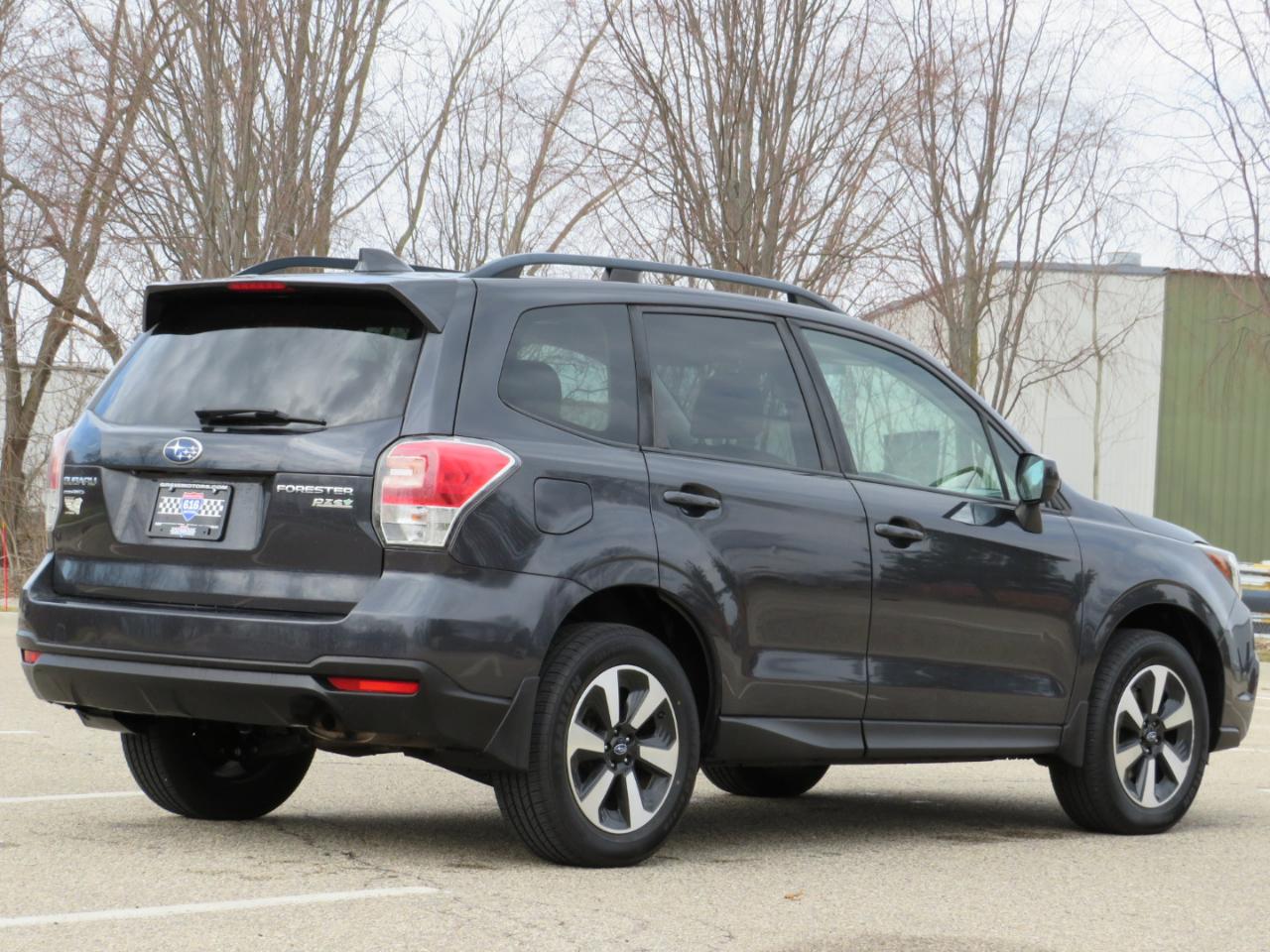 Subaru Forester 2.5i Premium PZEV CVT 2017