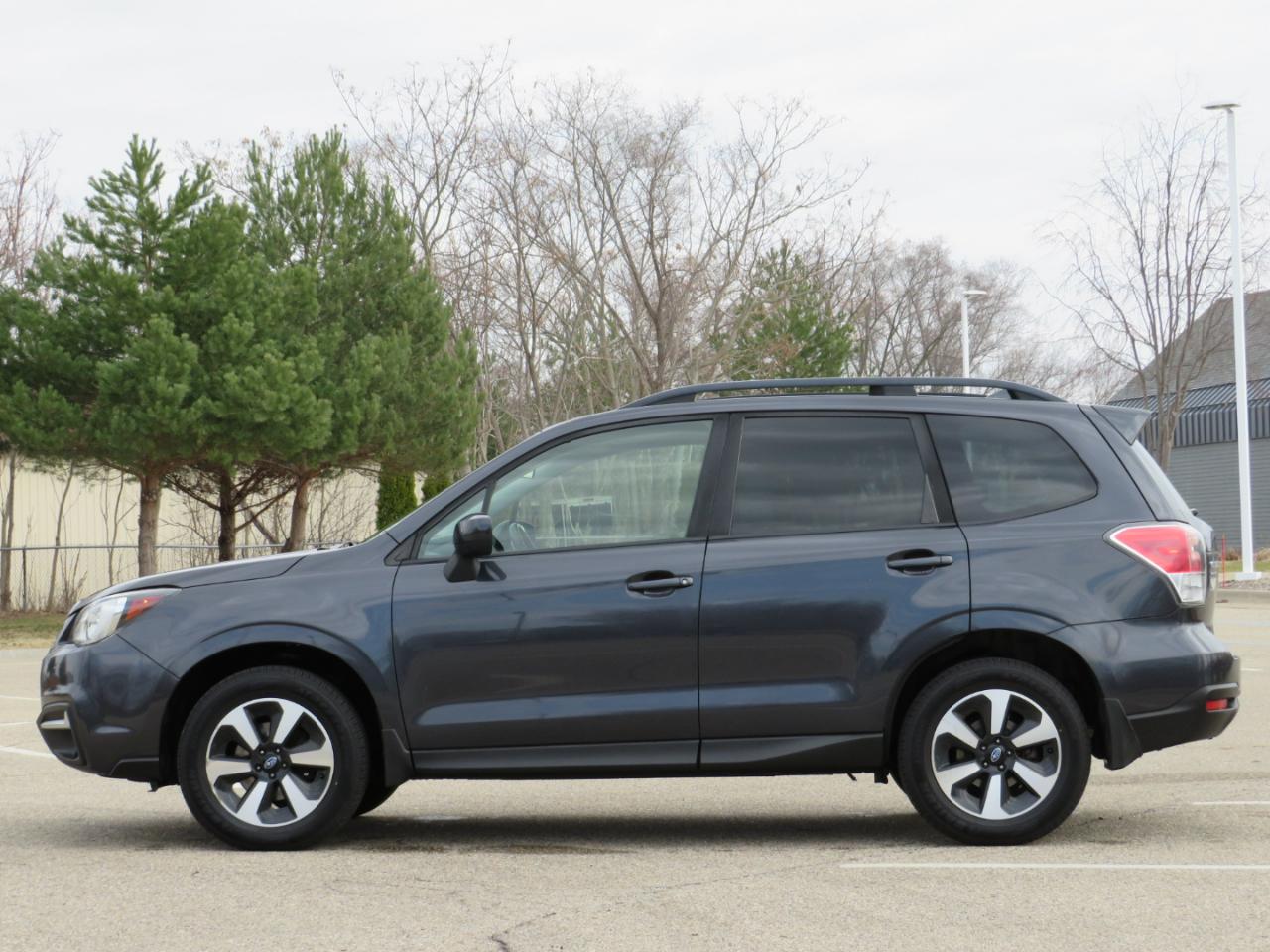 Subaru Forester 2.5i Premium PZEV CVT 2017