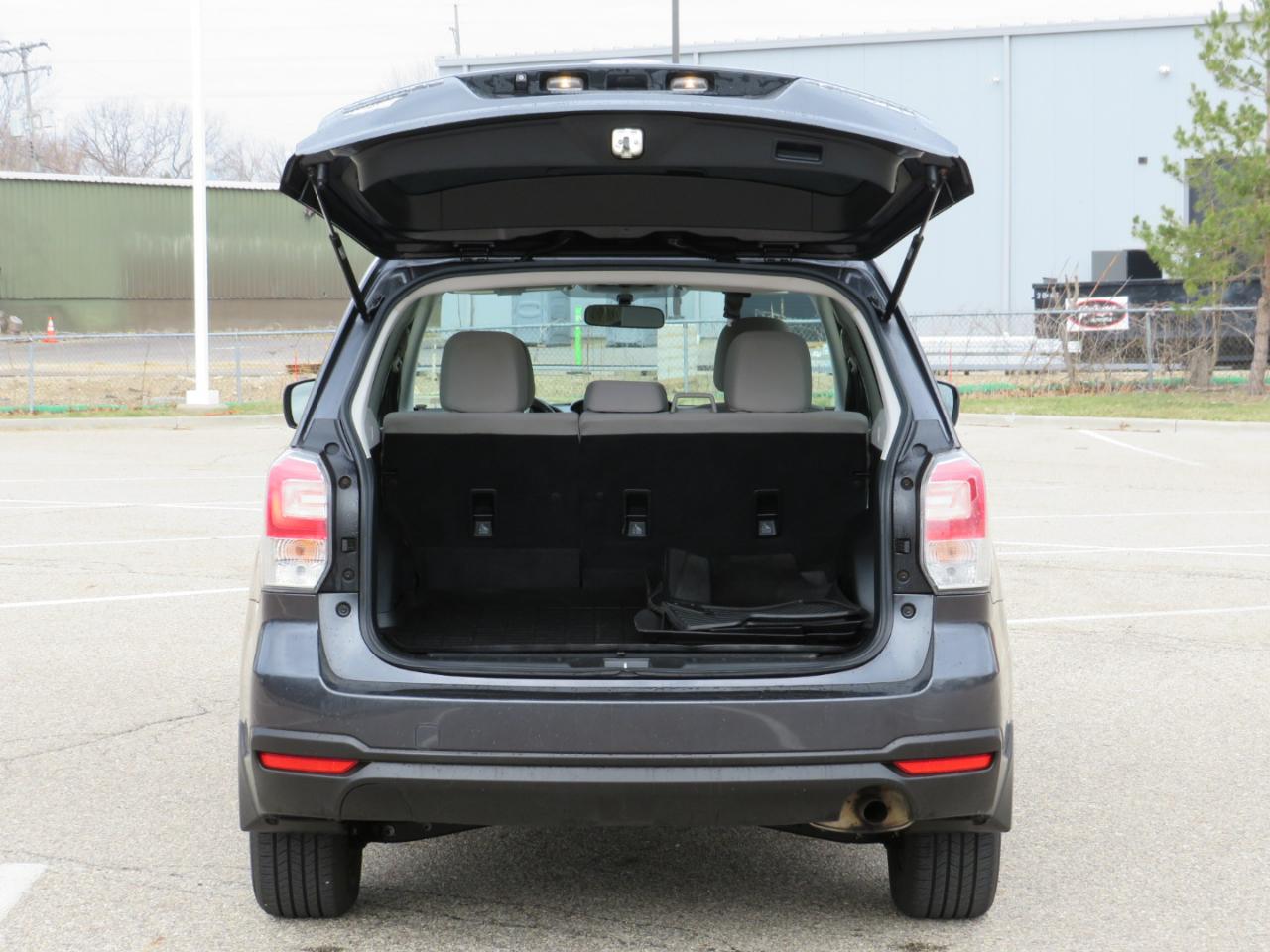 Subaru Forester 2.5i Premium PZEV CVT 2017