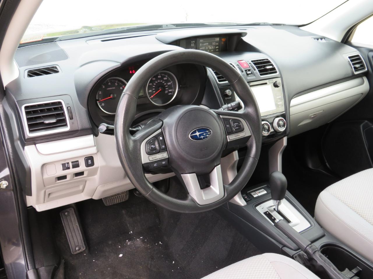 Subaru Forester 2.5i Premium PZEV CVT 2017