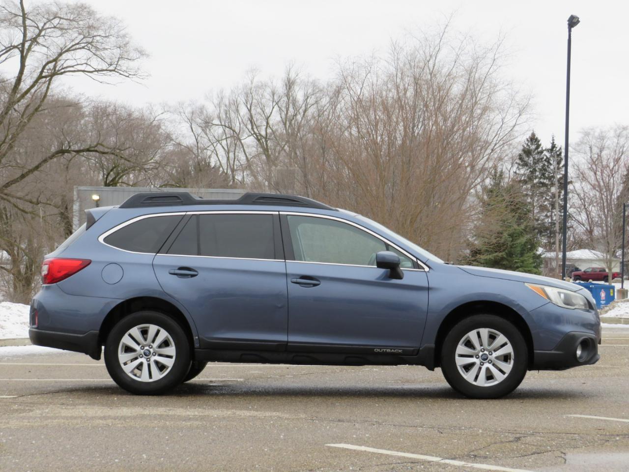 Subaru Outback 2.5i Premium 2015