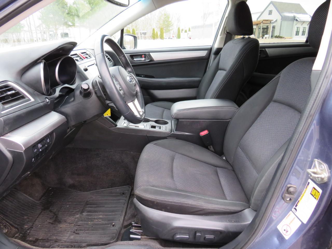 Subaru Outback 2.5i Premium 2015