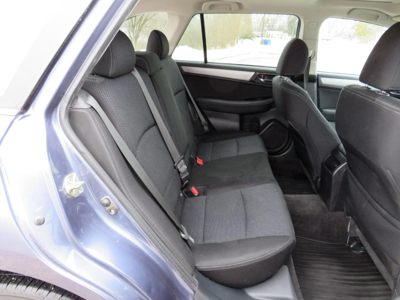 Subaru Outback 2.5i Premium 2015