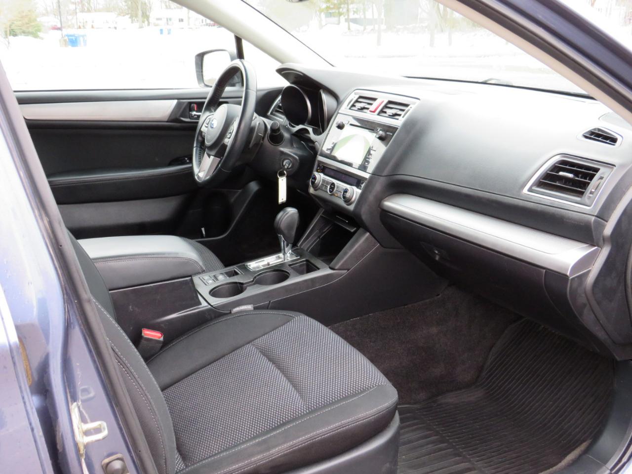 Subaru Outback 2.5i Premium 2015