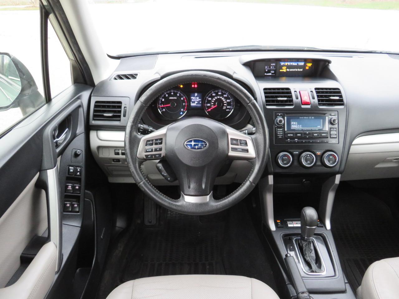 Subaru Forester 2.5i Touring 2015