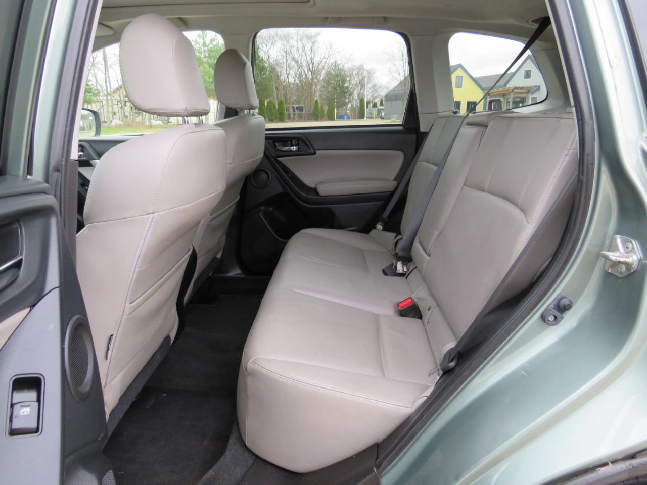 Subaru Forester 2.5i Touring 2015