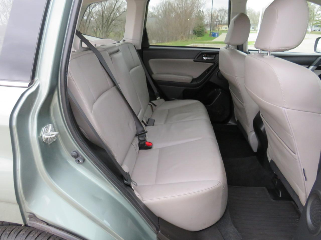 Subaru Forester 2.5i Touring 2015