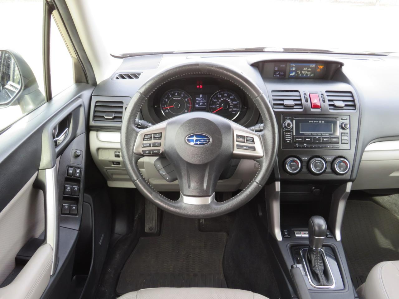 Subaru Forester 2.5i Touring 2015