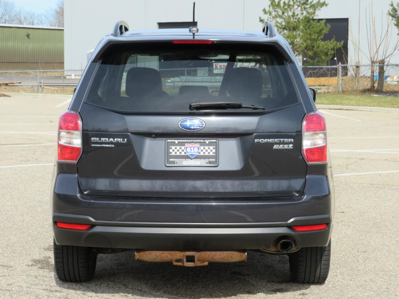 Subaru Forester 2.5i Touring 2015