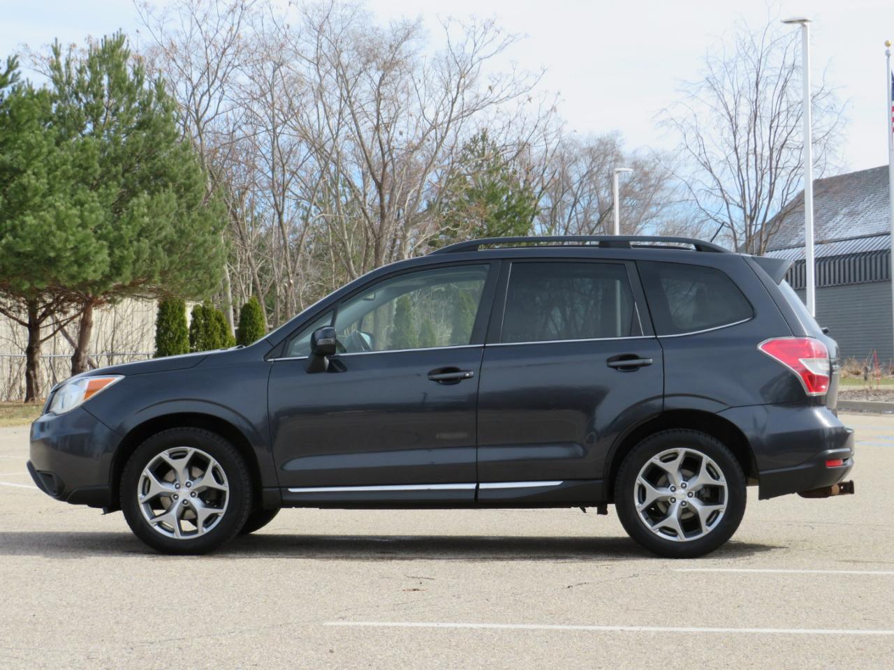 Subaru Forester 2.5i Touring 2015