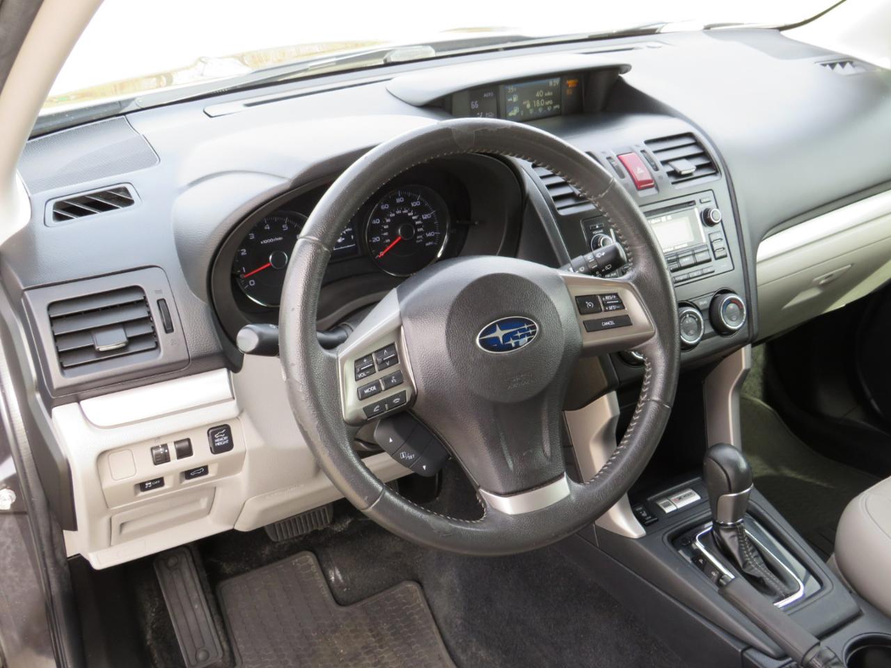 Subaru Forester 2.5i Touring 2015