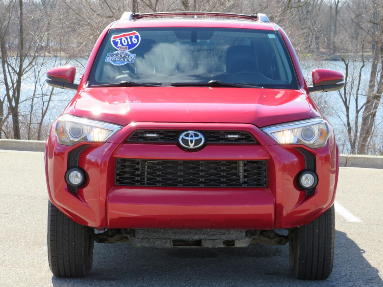 Toyota 4Runner SR5 4WD 2016