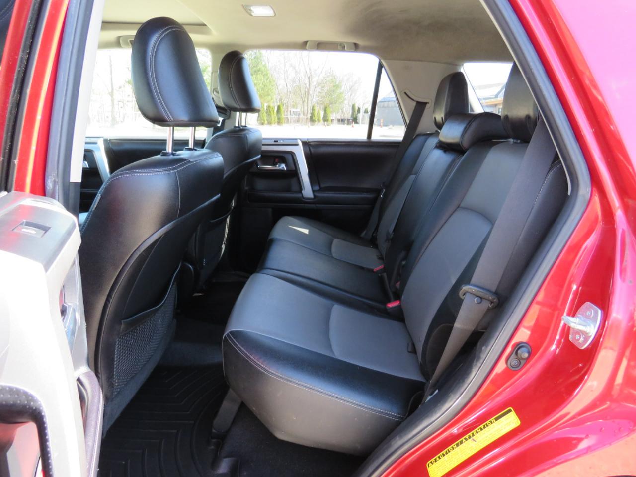 Toyota 4Runner SR5 4WD 2016