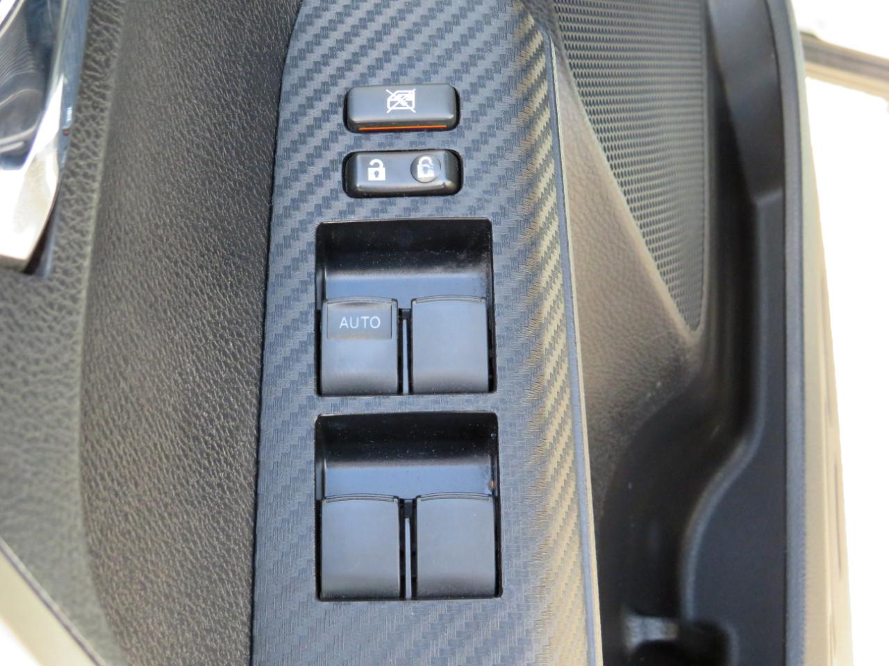 Toyota RAV4 XLE FWD 2014