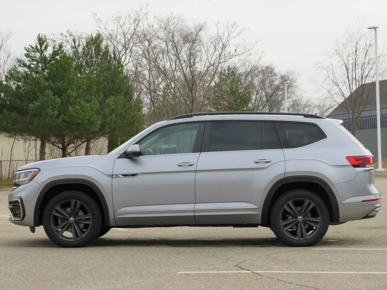 Volkswagen Atlas V6 SE w/Technology R-Line 4MOTION 2021