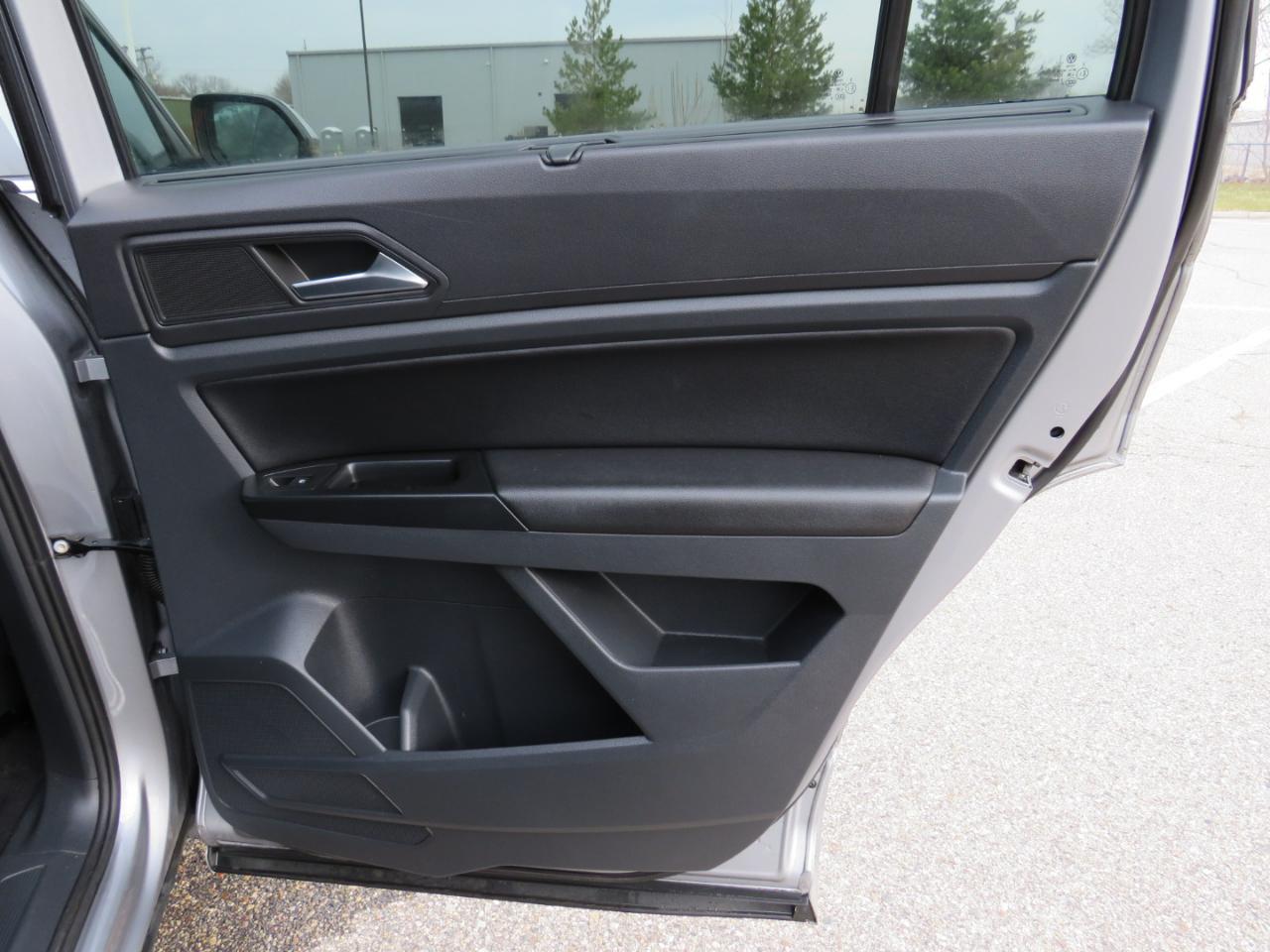 Volkswagen Atlas V6 SE w/Technology R-Line 4MOTION 2021