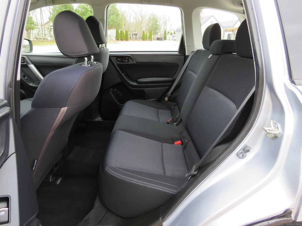 Subaru Forester 2.5i Premium PZEV CVT 2017