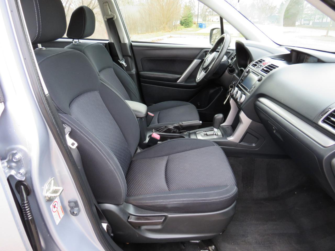 Subaru Forester 2.5i Premium PZEV CVT 2017