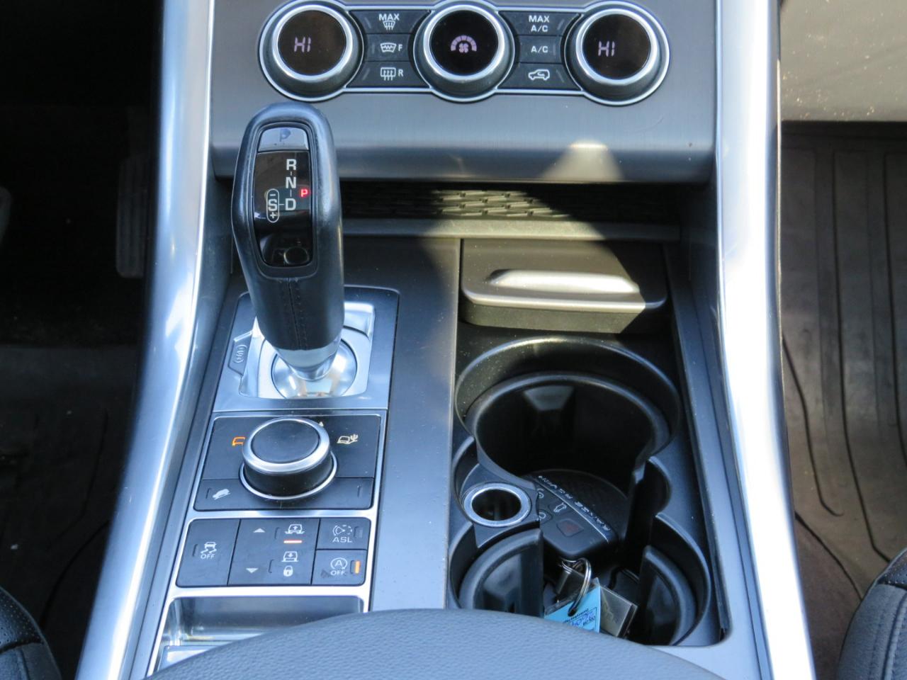 Land Rover Range Rover Sport 3.0L V6 Supercharged HSE 2014