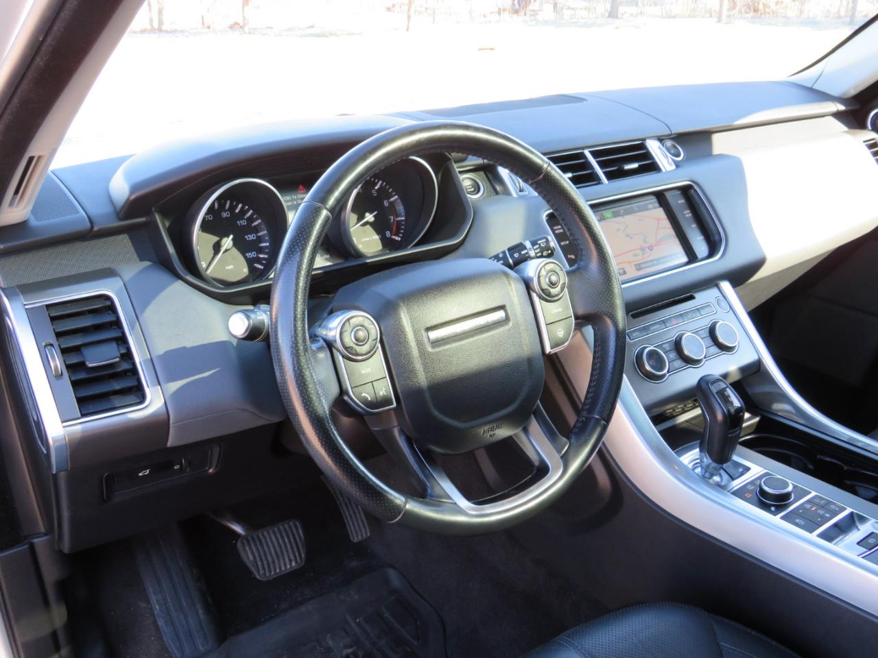 Land Rover Range Rover Sport 3.0L V6 Supercharged HSE 2014