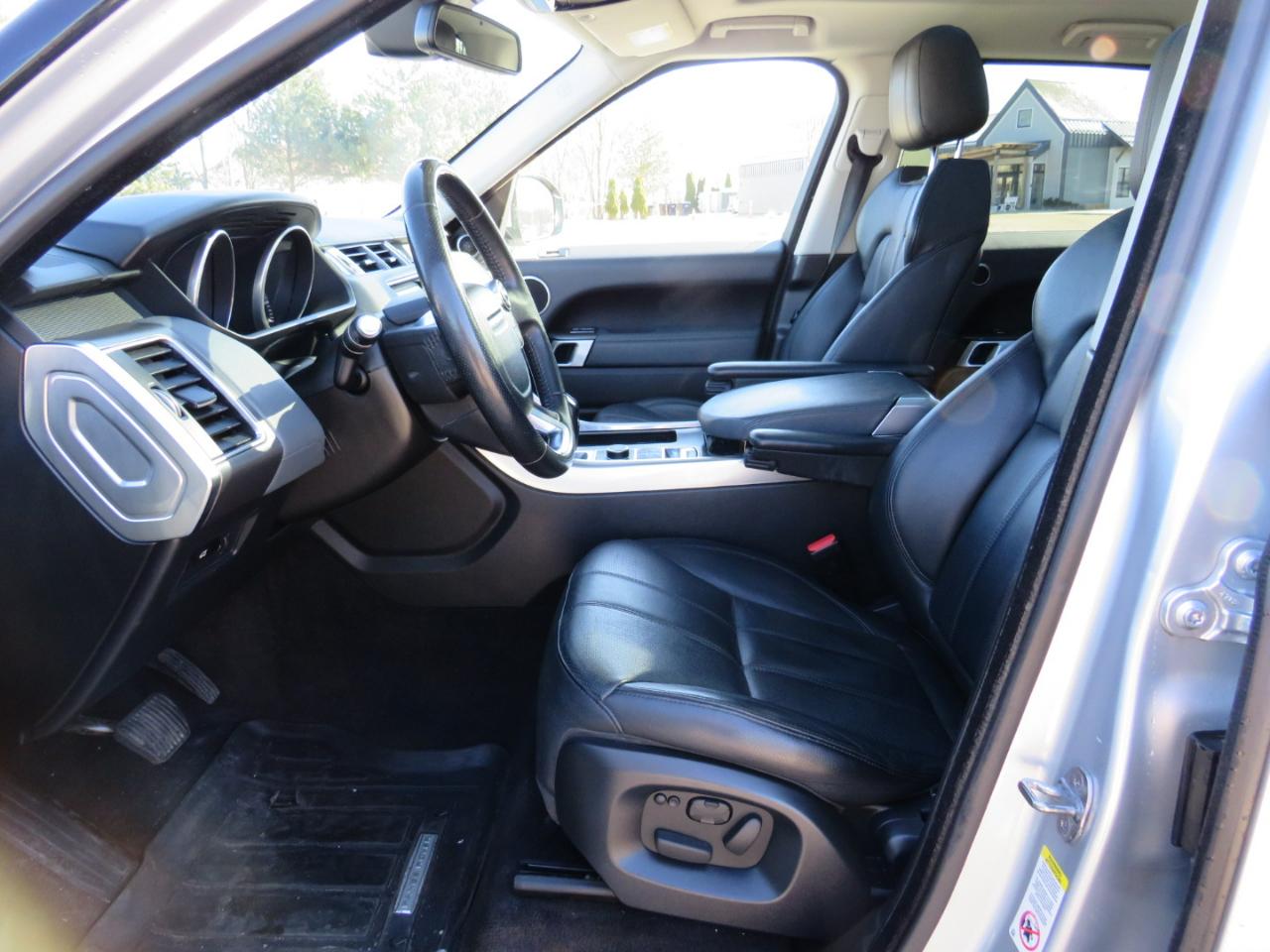 Land Rover Range Rover Sport 3.0L V6 Supercharged HSE 2014