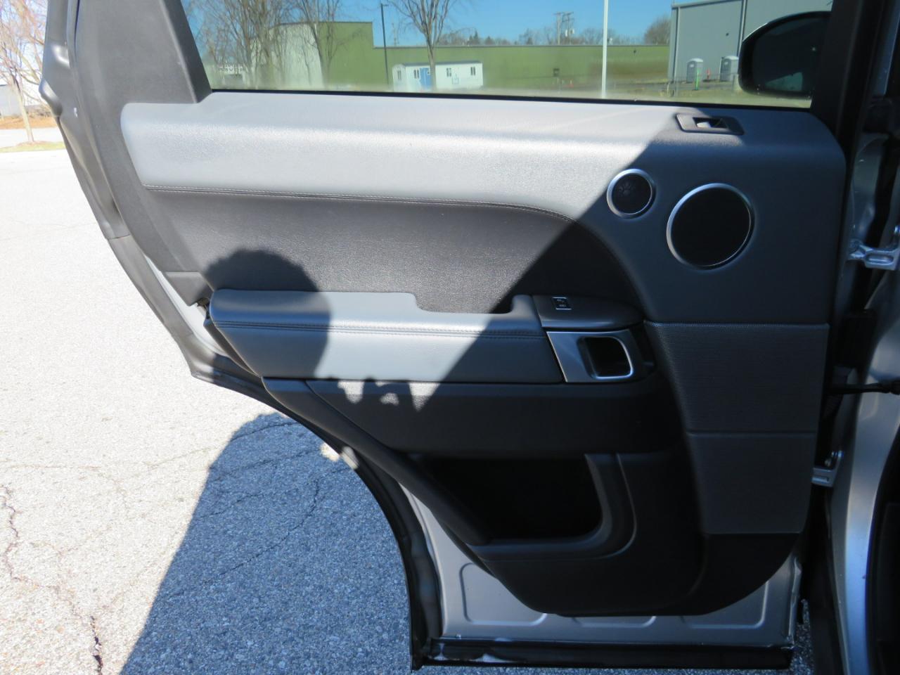 Land Rover Range Rover Sport 3.0L V6 Supercharged HSE 2014