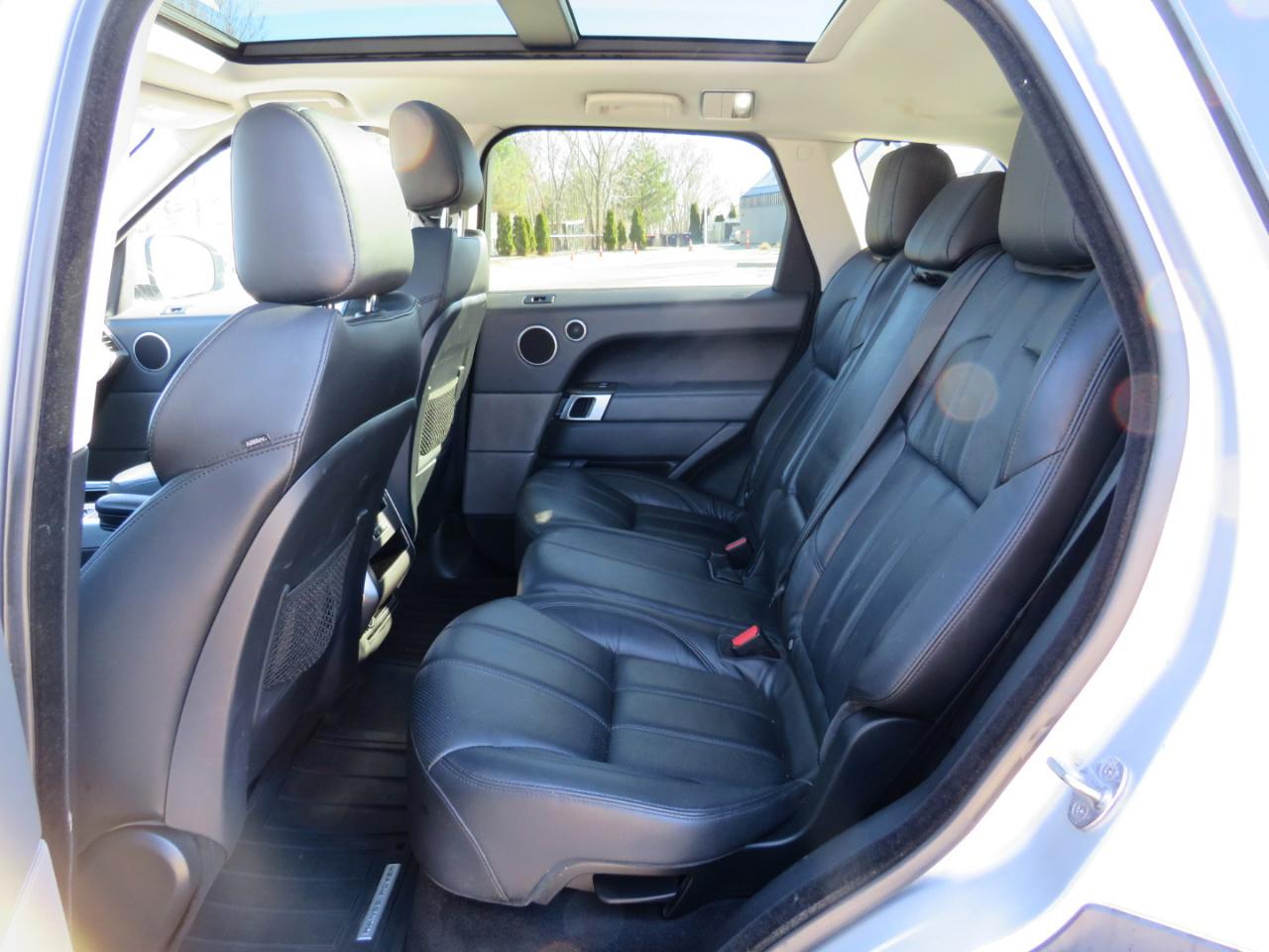 Land Rover Range Rover Sport 3.0L V6 Supercharged HSE 2014