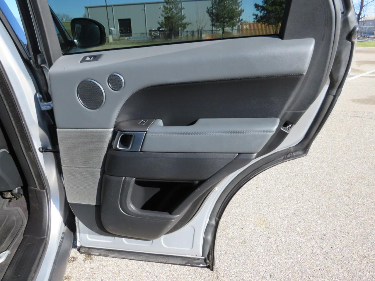 Land Rover Range Rover Sport 3.0L V6 Supercharged HSE 2014