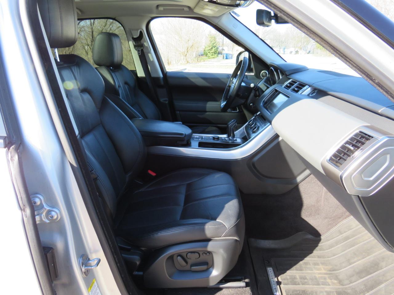 Land Rover Range Rover Sport 3.0L V6 Supercharged HSE 2014