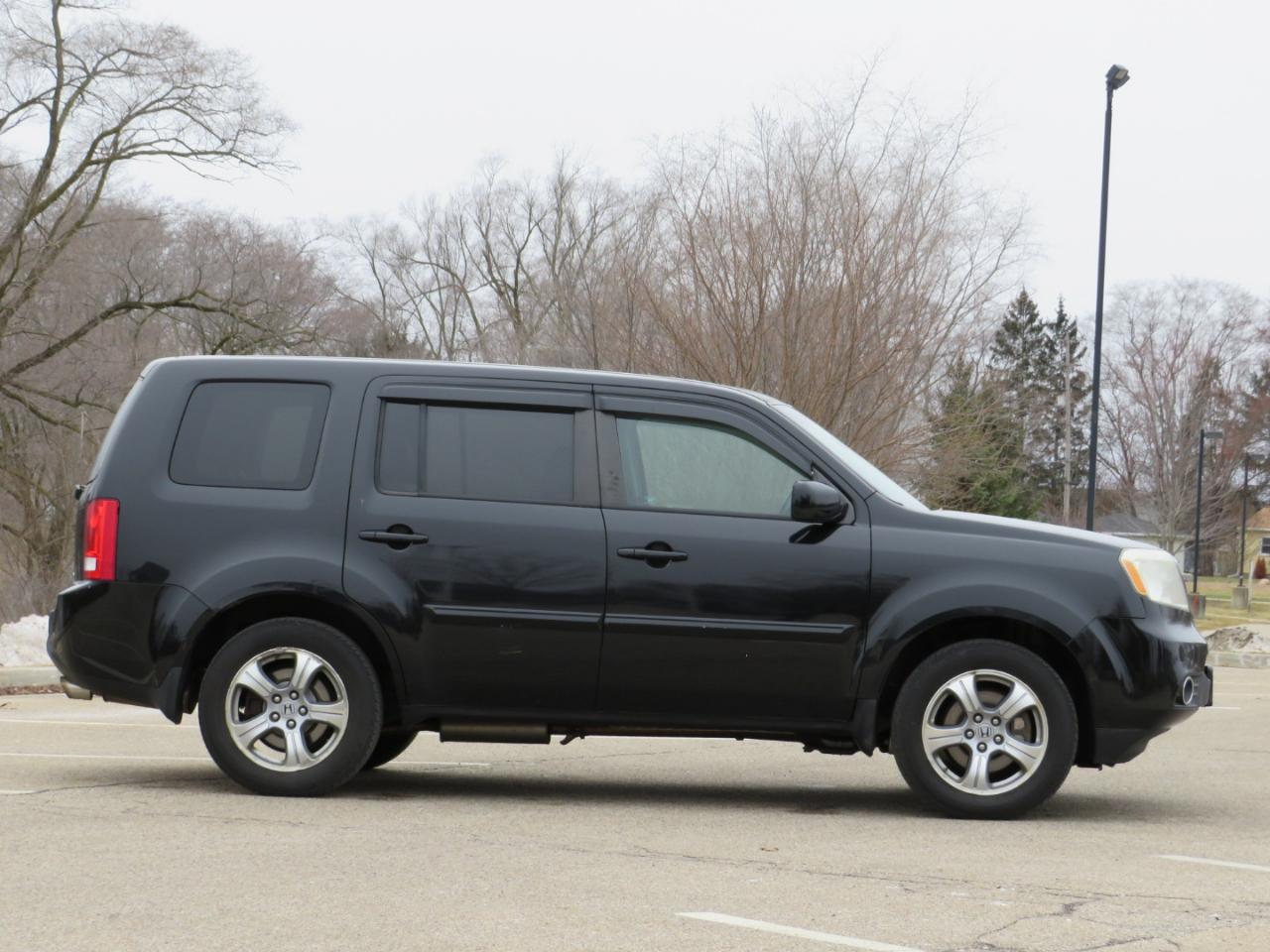 Honda Pilot EX-L 4WD 5-Spd AT 2012